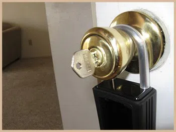 Elite Locksmith Services Glenshaw, PA 412-226-6574 Elite Locksmith Services Glenshaw, PA 412-226-6574 - 3-locksmith-key-service
